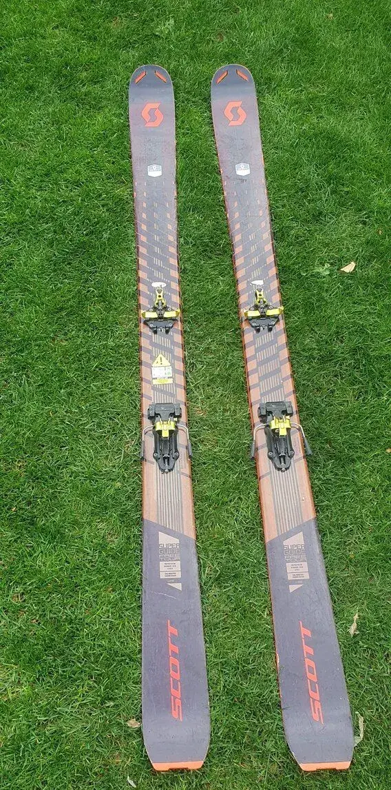 Scott Superguide Freetour 104, 185 cm + ATK FR14 + pásy