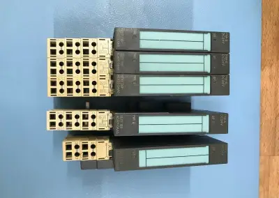 Siemens Simatic S7 (6ES7138-4CA01-0AA0)