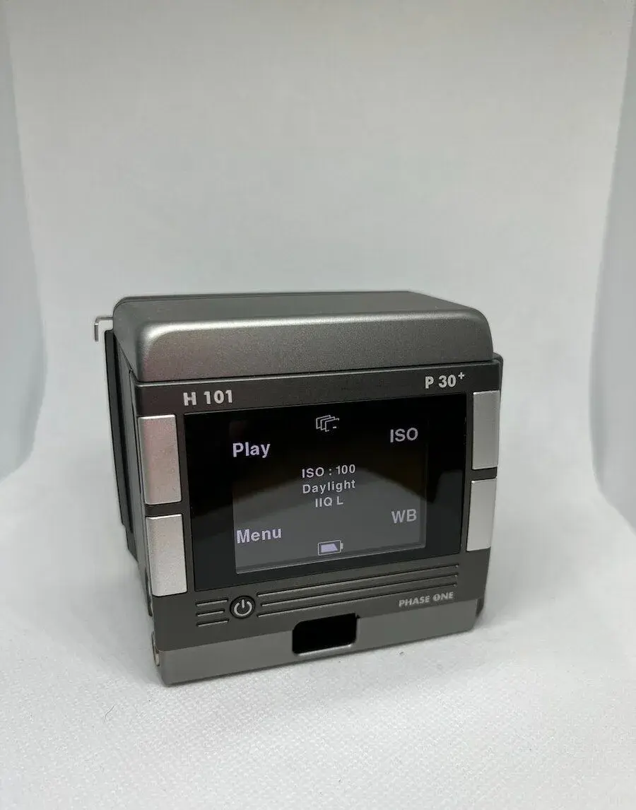 Phase One P30+ pre Hasseblad H - shutter count 125XXX