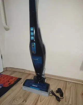Tyčový aku vysávač Sencor SVC 7614TQ – 35 €
