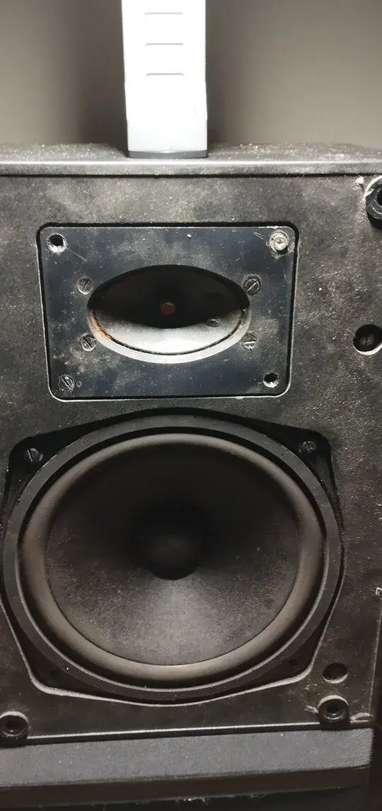 Reproduktory Tesla