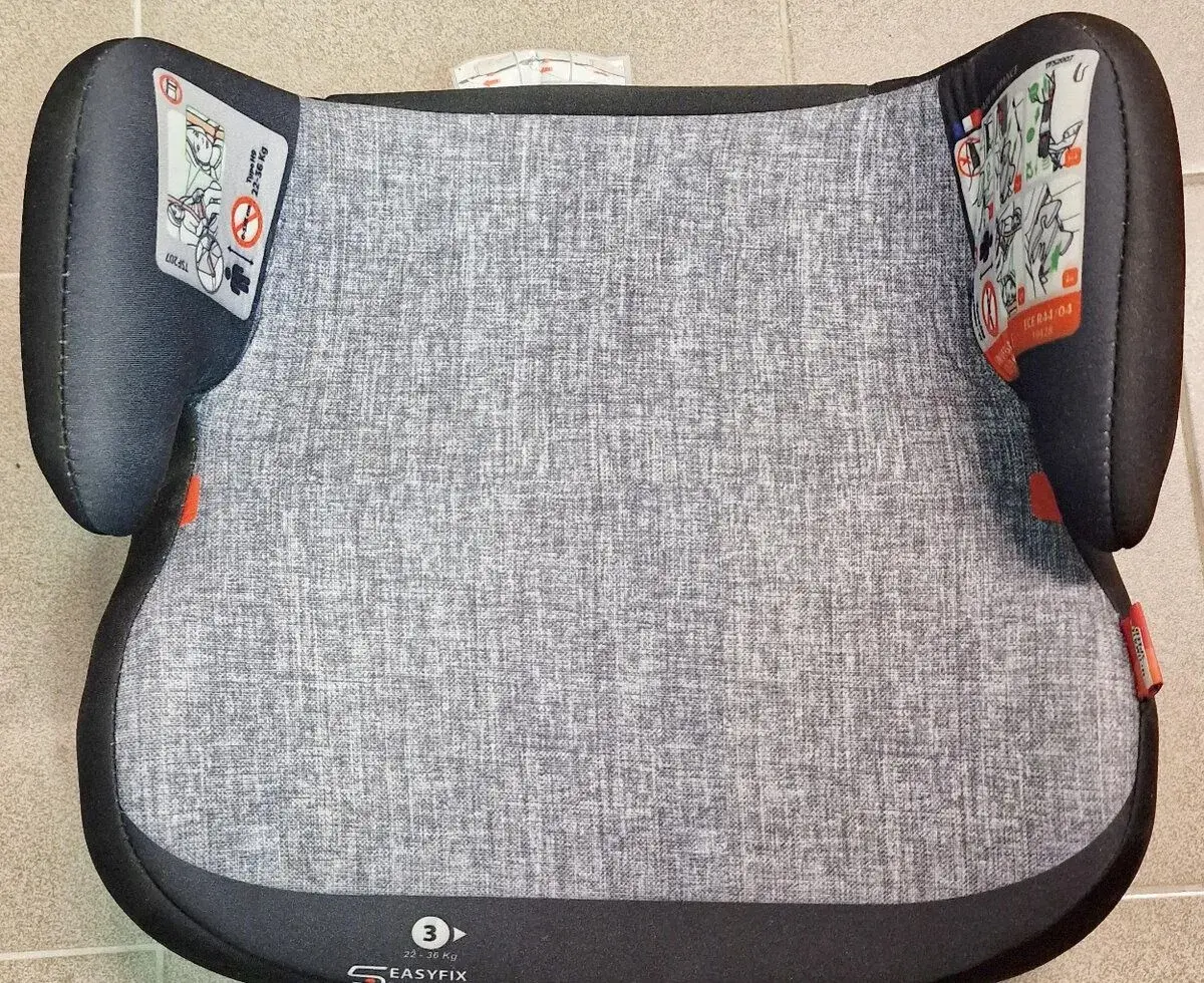 Podsedak do auta ISOFIX