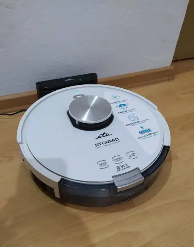 Robotický vysávač 2 v 1 ETA STORMIO 4237