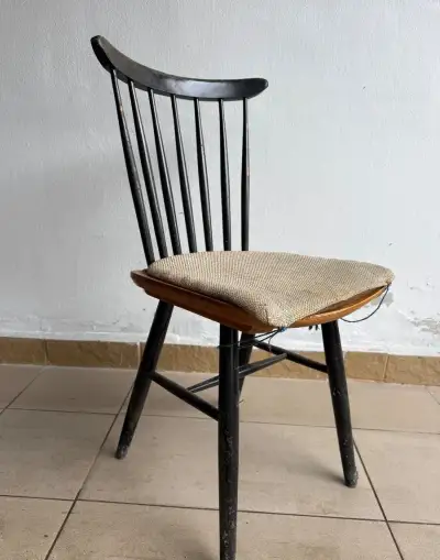 Drevená stolička