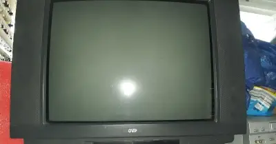 Televízor OVP CTV 2137A STEREO