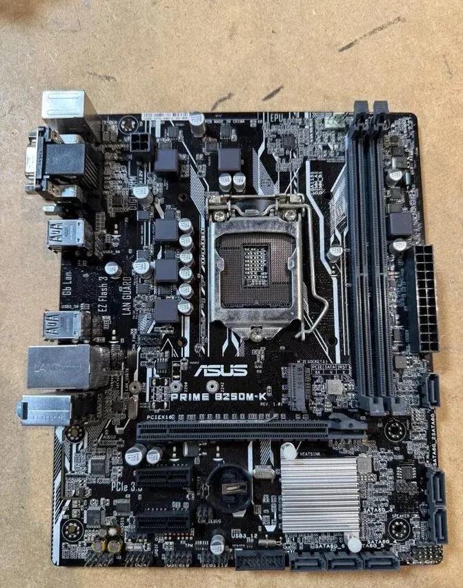 Pokazenú dosku ASUS PRIME B250M-K - na diely, opravu