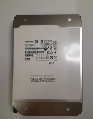Toshiba MG10 20TB enterprise (MG10ACA20TE) – SMART OK, 2 ks