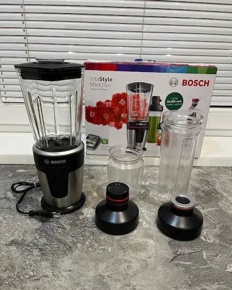 Bosch MMBM7G3M Víta Style mixx2go stolný mixér