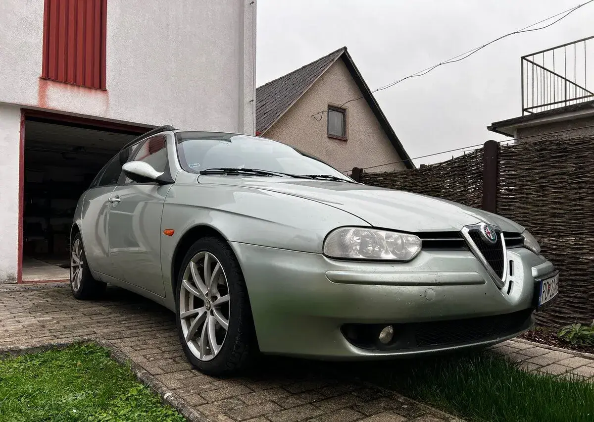 Alfa Romeo 156 – 2000