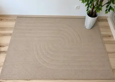 Béžový koberec Taupe_rozmer 133 x 190 cm