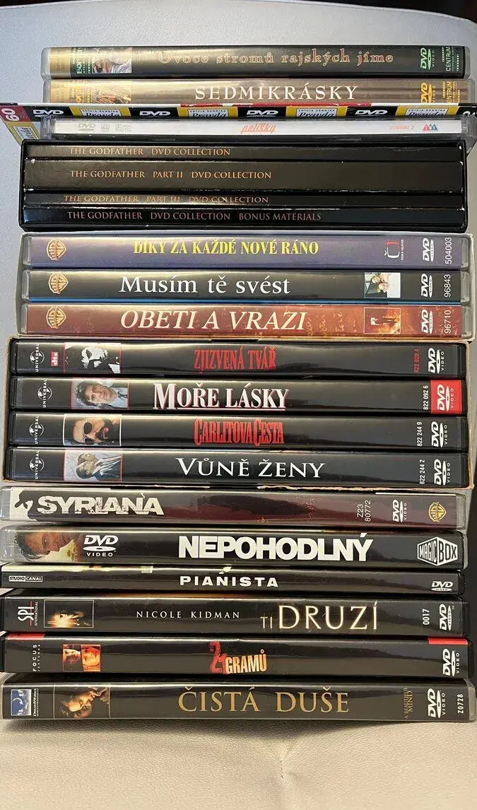 Sada hudobných a filmových DVD