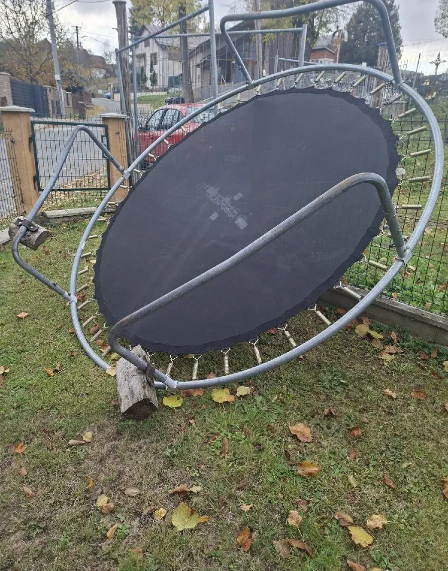 Trampolina