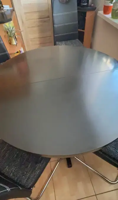 Rozkladací stol