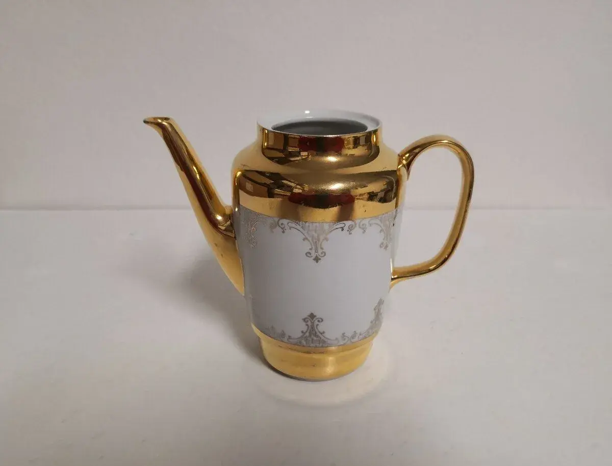 Porcelánová kanvica bohatý zlatý dekor