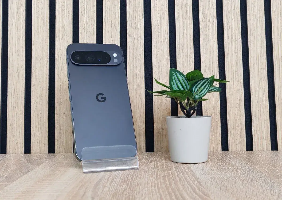 Google Pixel 9 Pro XL 256GB | 93% BATÉRIA | ZÁRUKA 12 MESIAC