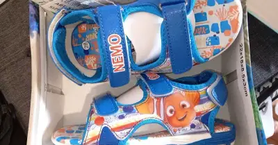NOVÉ detské sandálky, veľkosť 28, motív NEMO