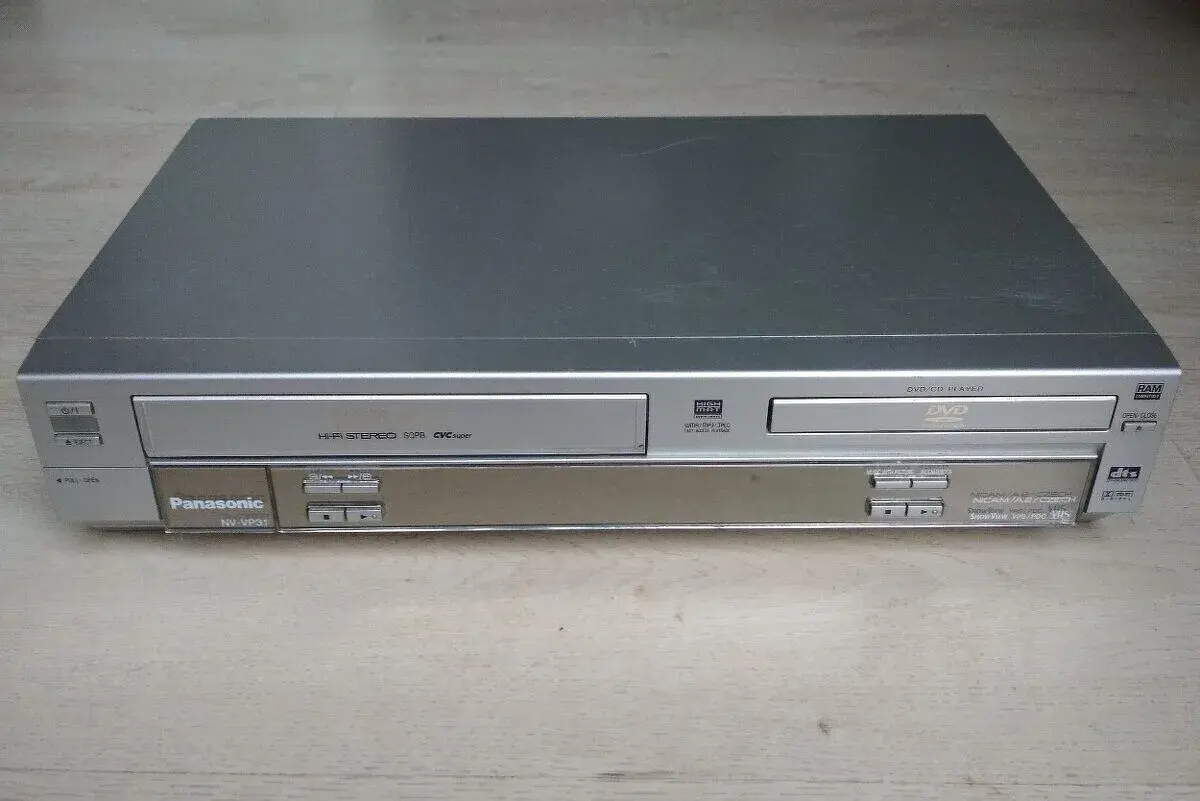 Videorekordér Panasonic NV-VP31, Hi-Fi, SQPB