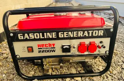 Benzinova elektrocentrála HECHT 2200 W 🔴