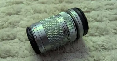 Olympus M.Zuiko digital 40-150mm f/4-5,6 R ED MSC strieborný