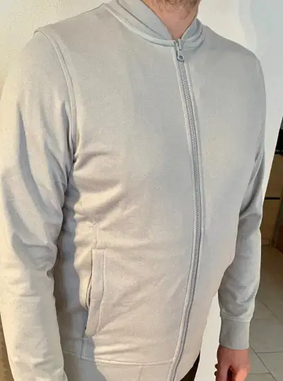 Bunda Under Armour vel. L