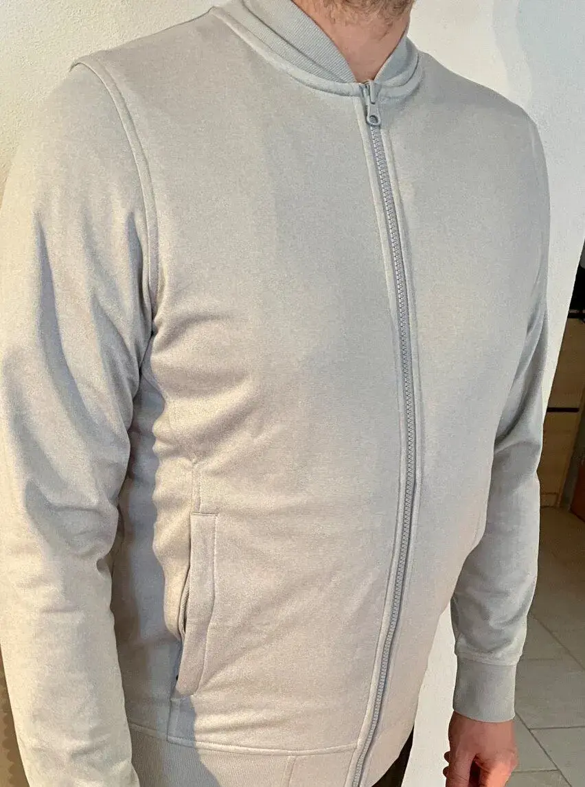 Bunda Under Armour vel. L