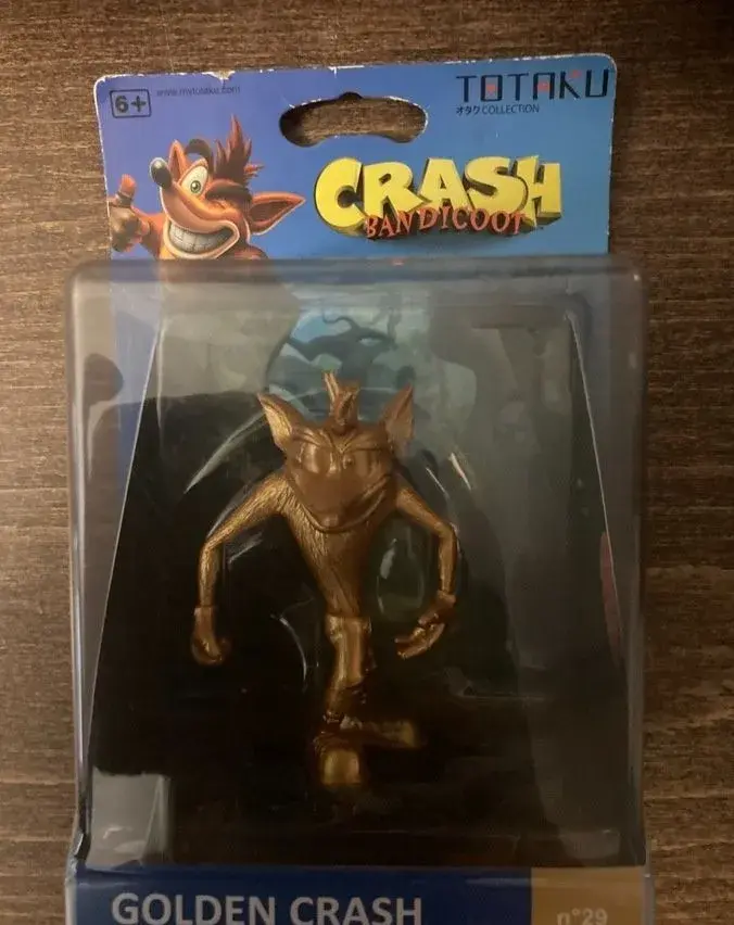 Figurku Crash Bandicoot