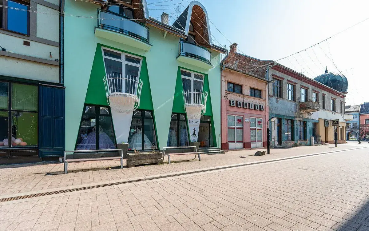 Na predaj polyfunkčná budova, 320 m2 - Centrum, Michalovce