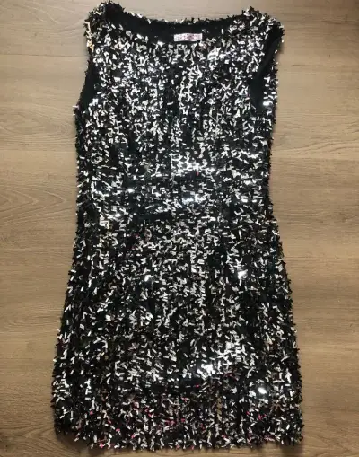 Trblietkove saty S/M