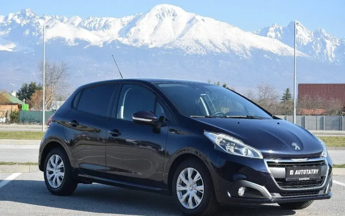 Peugeot 208 – 2018, 46 112 km