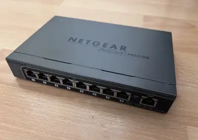 Firewall NETGEAR FVS318G