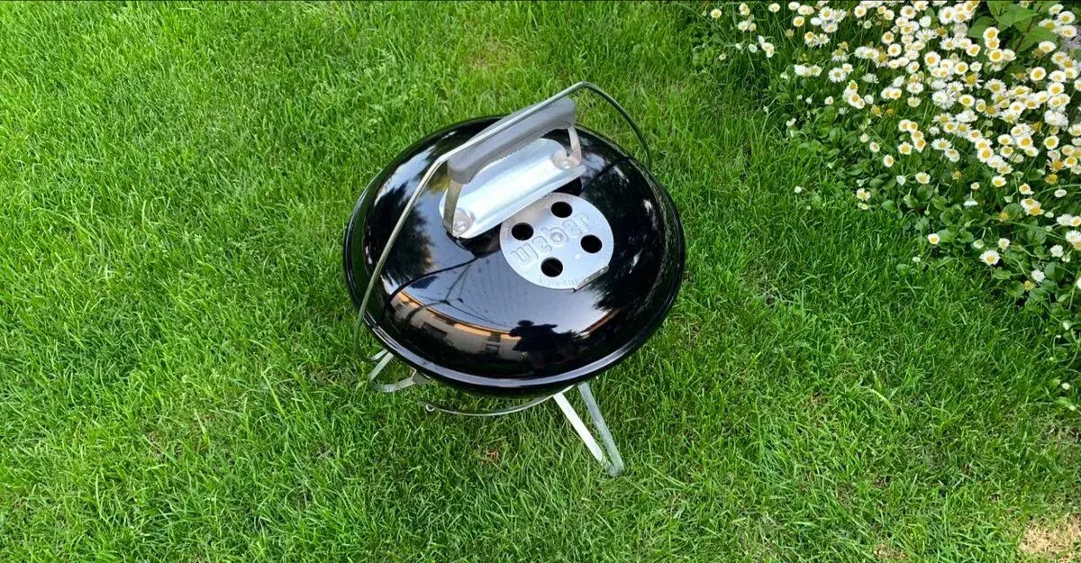 Originál prenosný grill Weber Premium smokey joe
