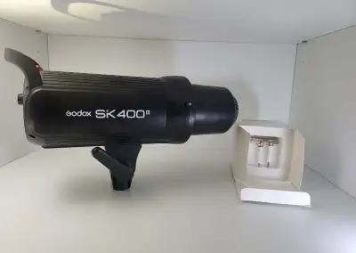 Godox SK400II + náhradná výbojka