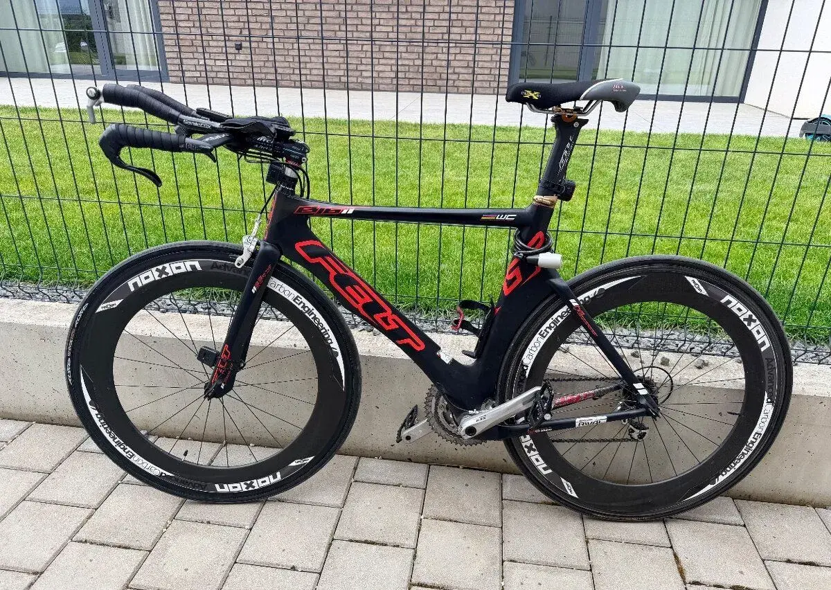 Karbónový triatlonový špeciál FELT B16 – Full Carbon – Noxon
