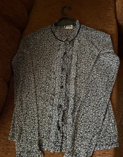 Priesvitna elegantna bluzka S
