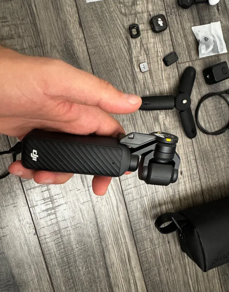 DJI OSMO pocket 4