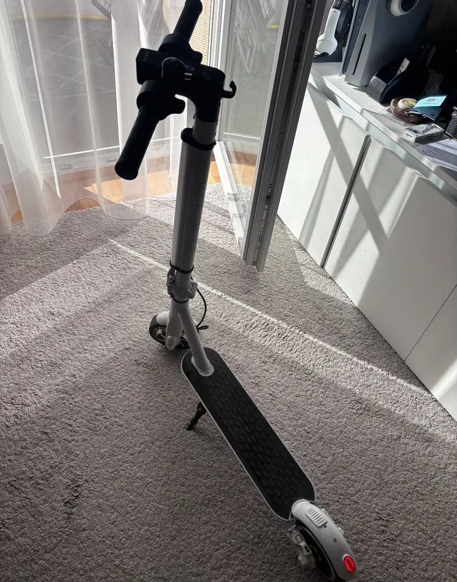 Detská elektro kolobezka Gogen Voyager Lite S201