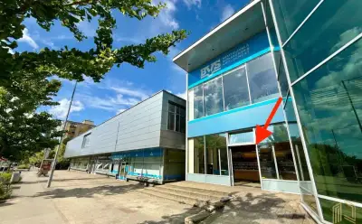 NA PRENÁJOM KOMERČNÝ PRIESTOR V CENTRE SENICE