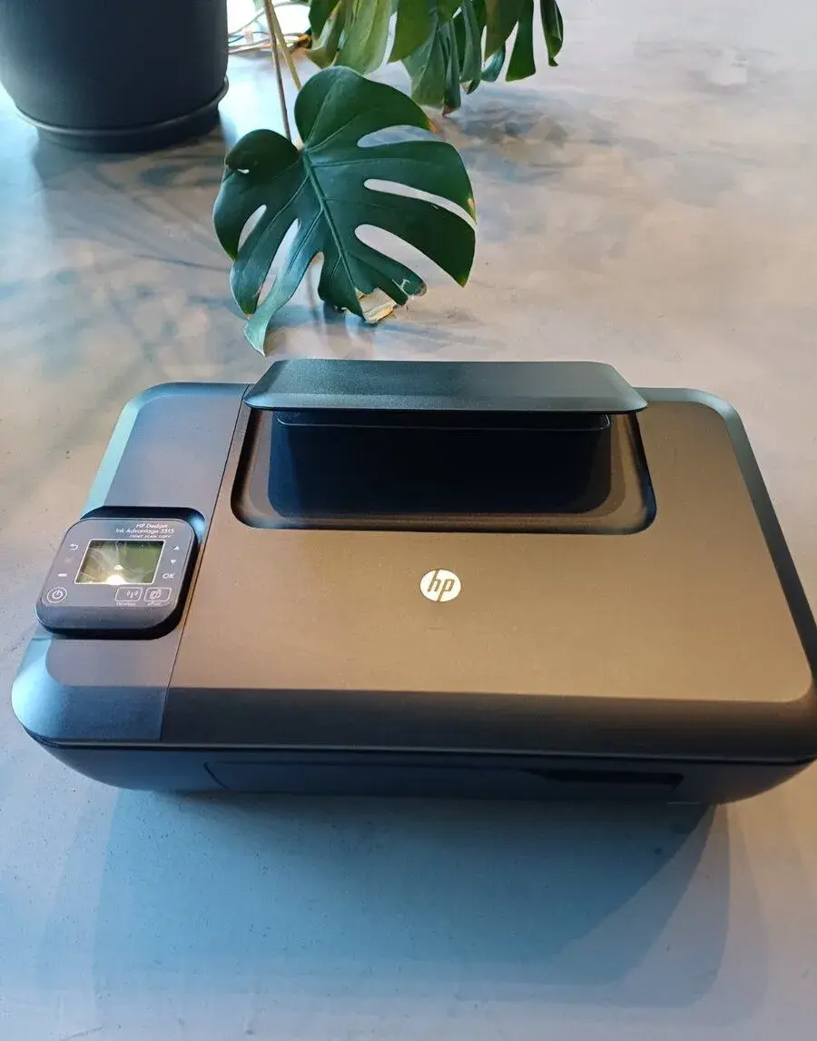 HP Deskjet Ink Advantage 3515 – na náhradné diely