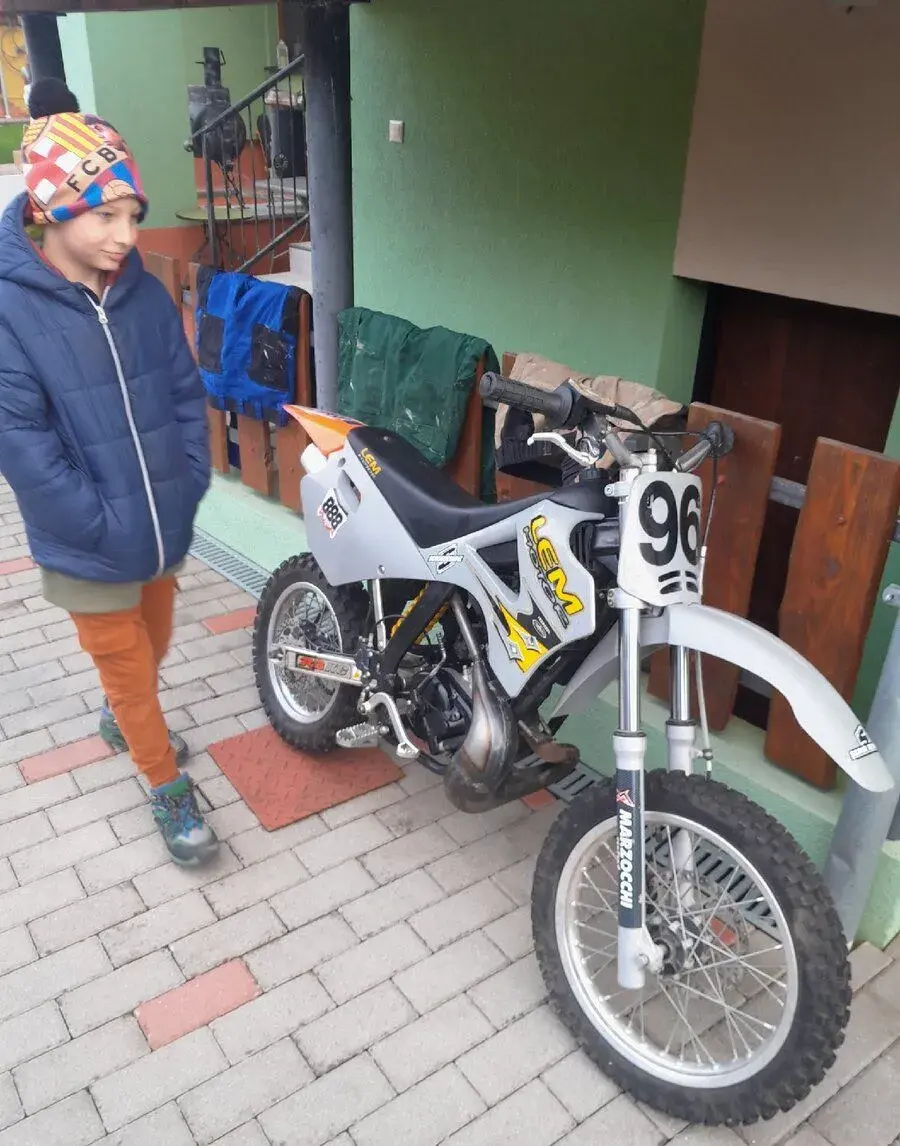 DETSKÝ ZÁVODNÝ LEM RX 3 XC 50CM AUTOMAT