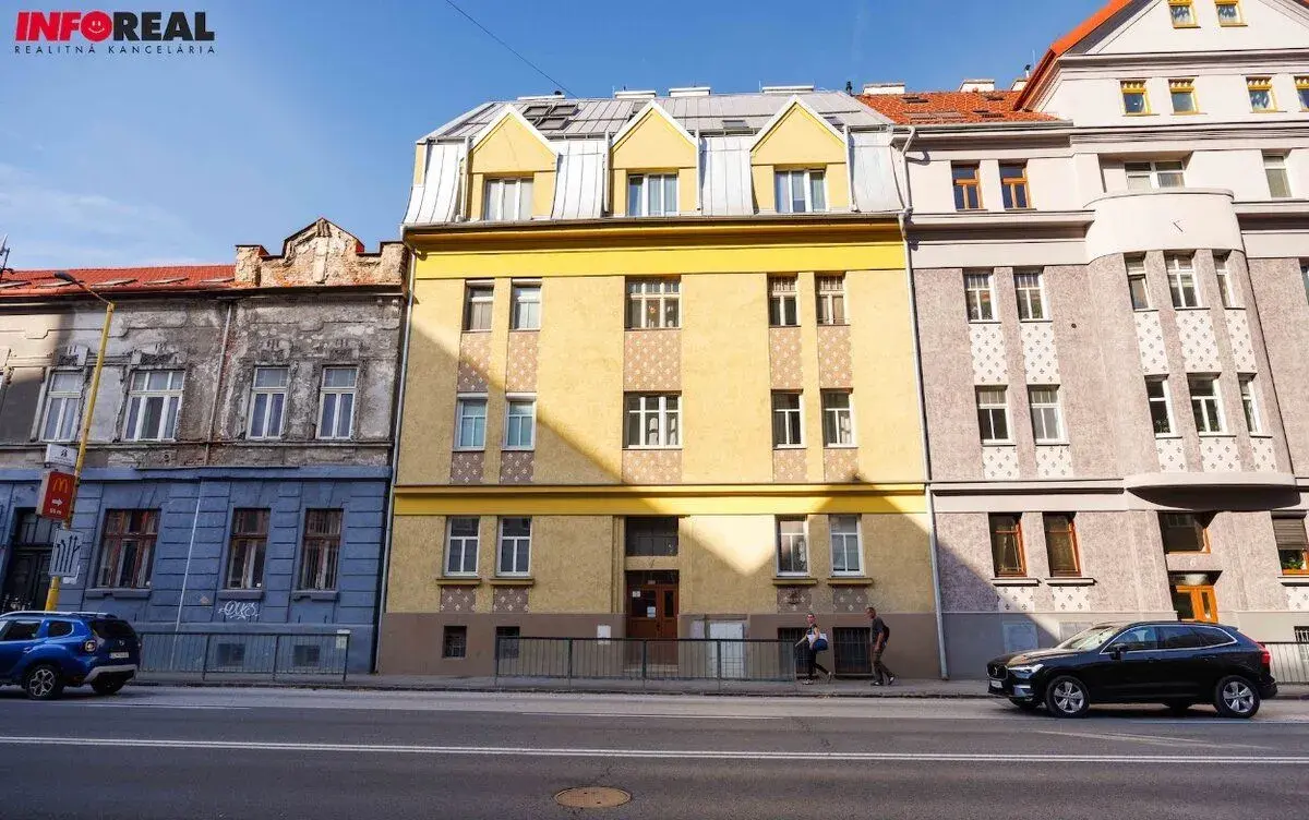 Meštiansky tehlový byt | 84 m2 (veľkosť 3 i.)| Palackého ul.