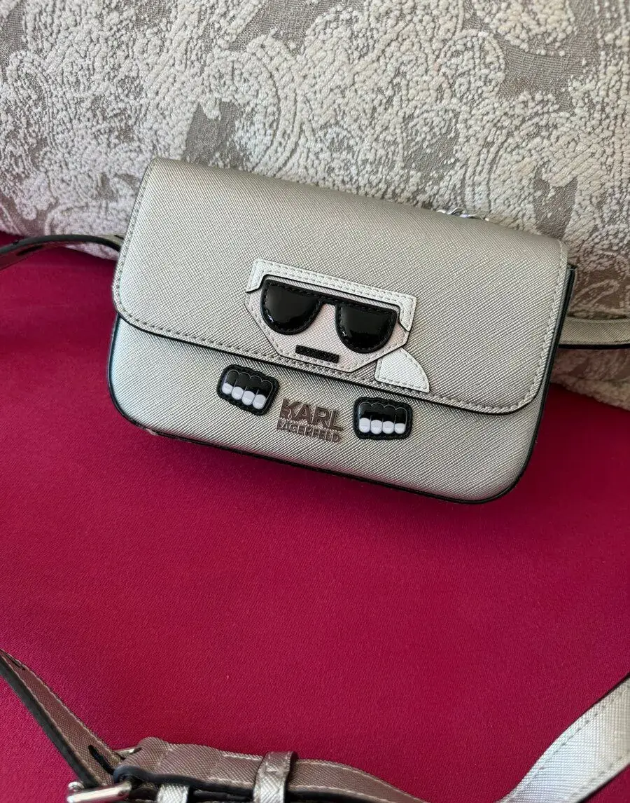 Strieborná kabelka karl lagerfeld