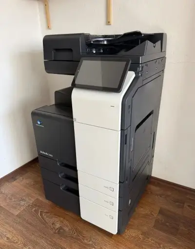 Konica Minolta C360i - farebna A3