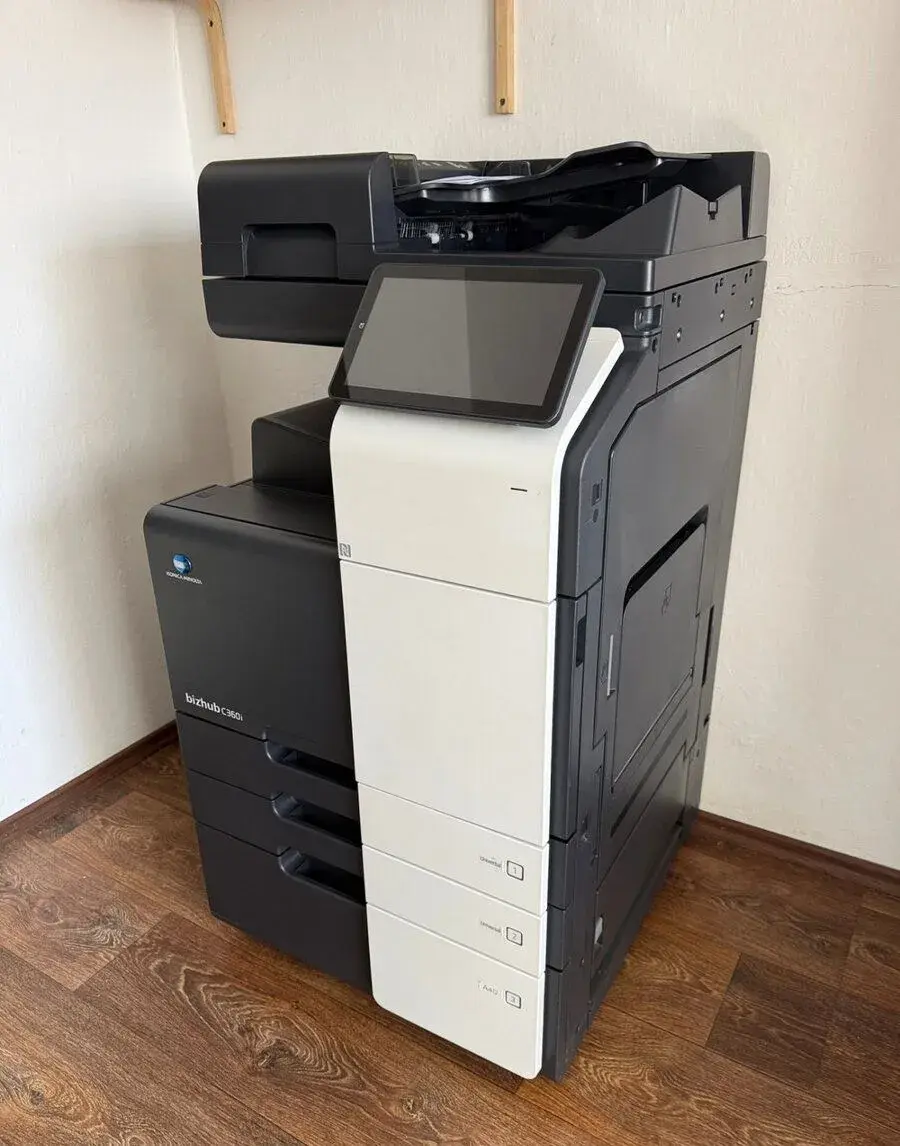 Konica Minolta C360i - farebna A3
