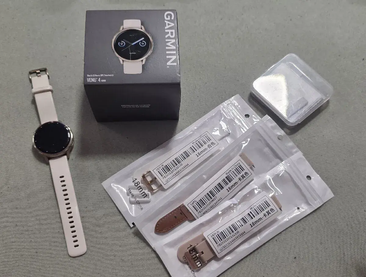 Garmin venu 4 41mm s prislusenstvom