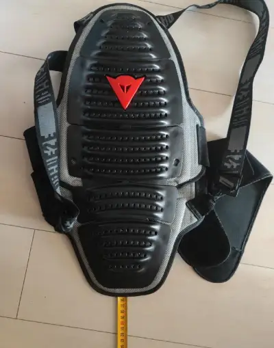 chrbtový chránič Dainese Wave