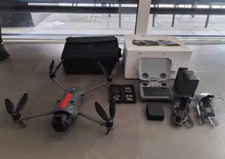 DJI Mavic 4 Pro fly more combo