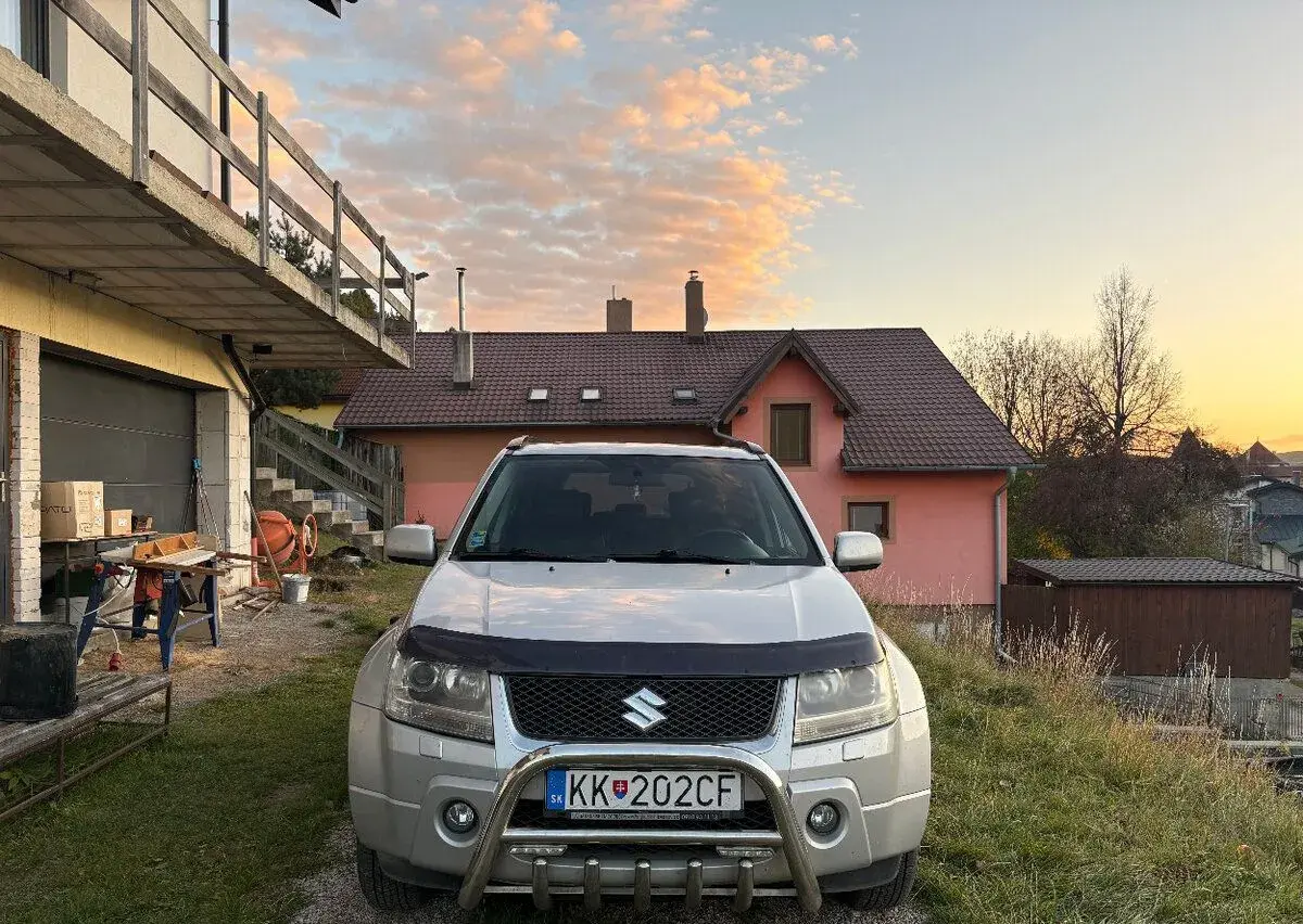 Suzuki Grand – 2008