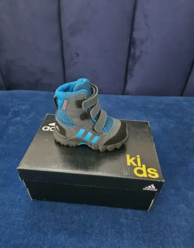 Adidas zimne topanky