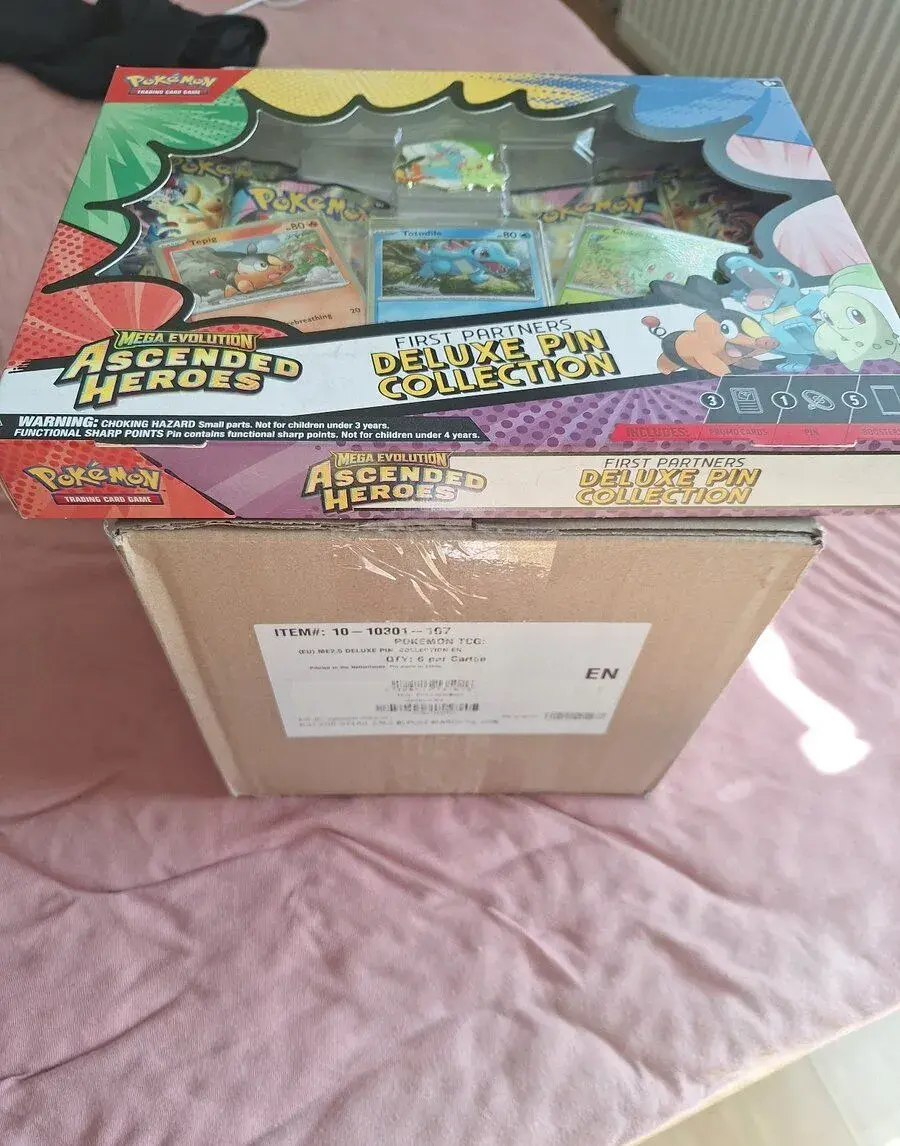Pokemon ascendes heroes deluxe pin case