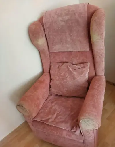 Kreslo ušiak